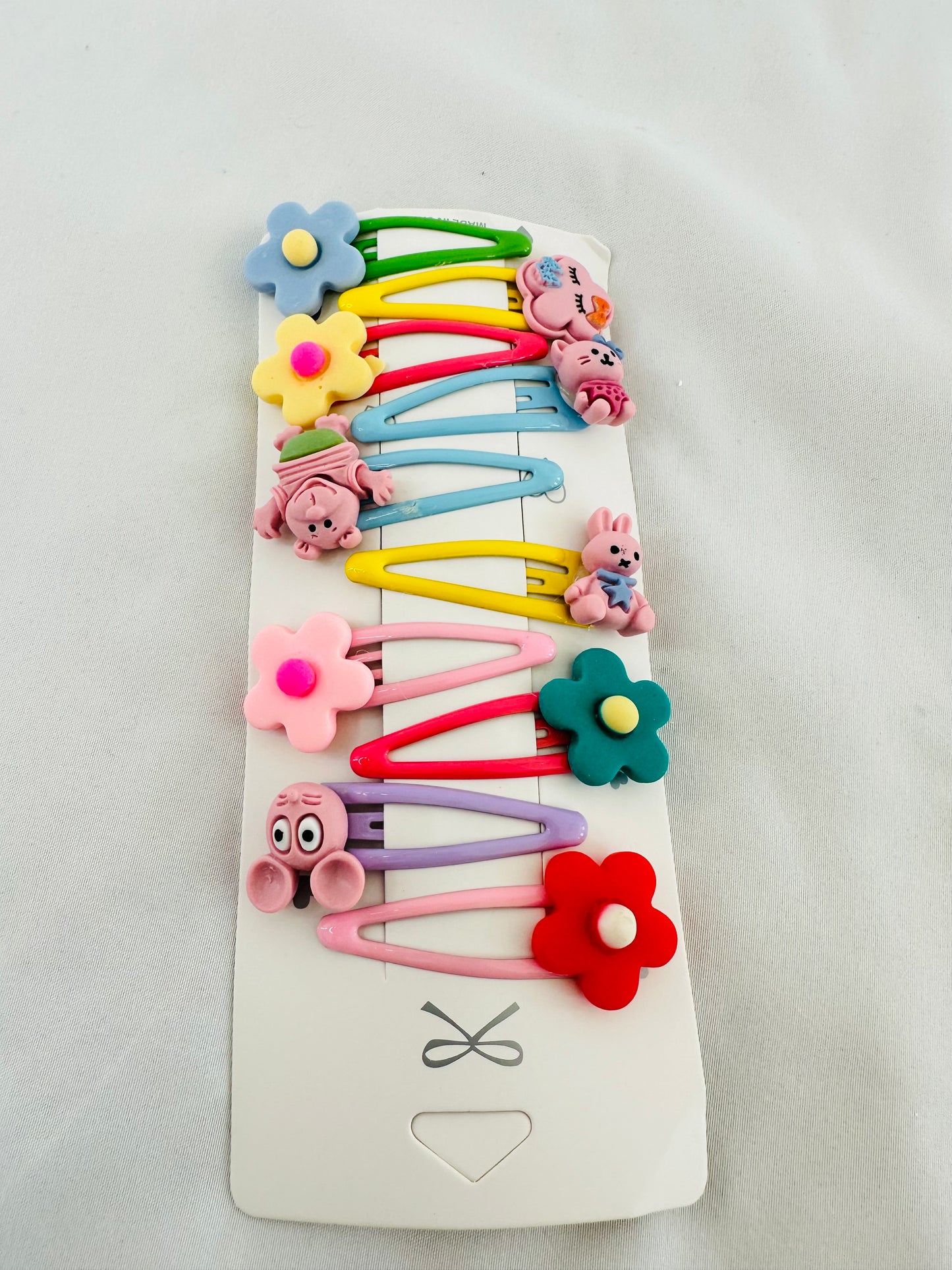 Flower hair clips