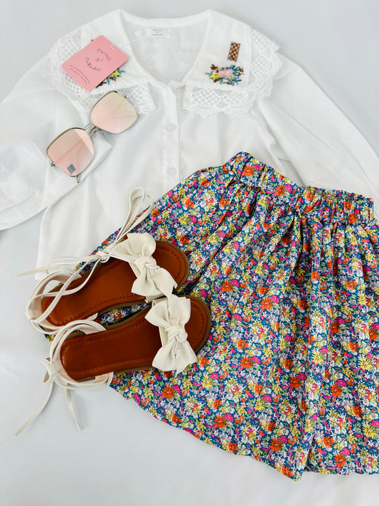 Lace collar flower embroidered blouse with floral skirt